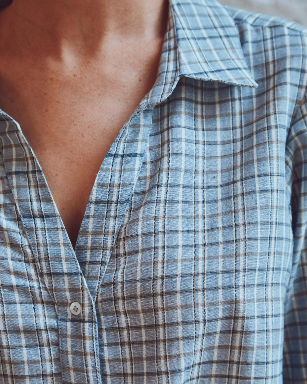 Chemise khadi nouée carreaux bleu