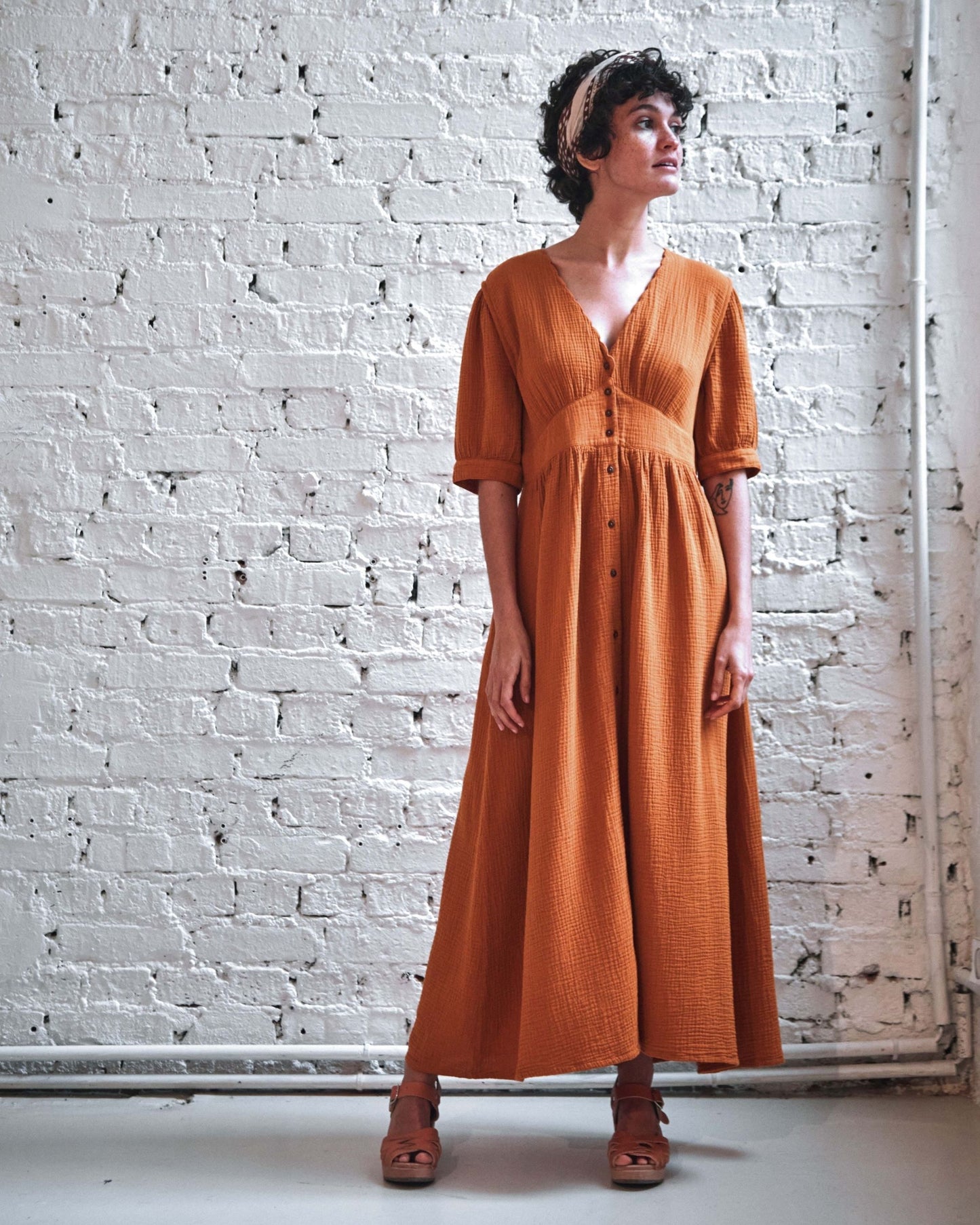 Robe longue gaze de coton caramel